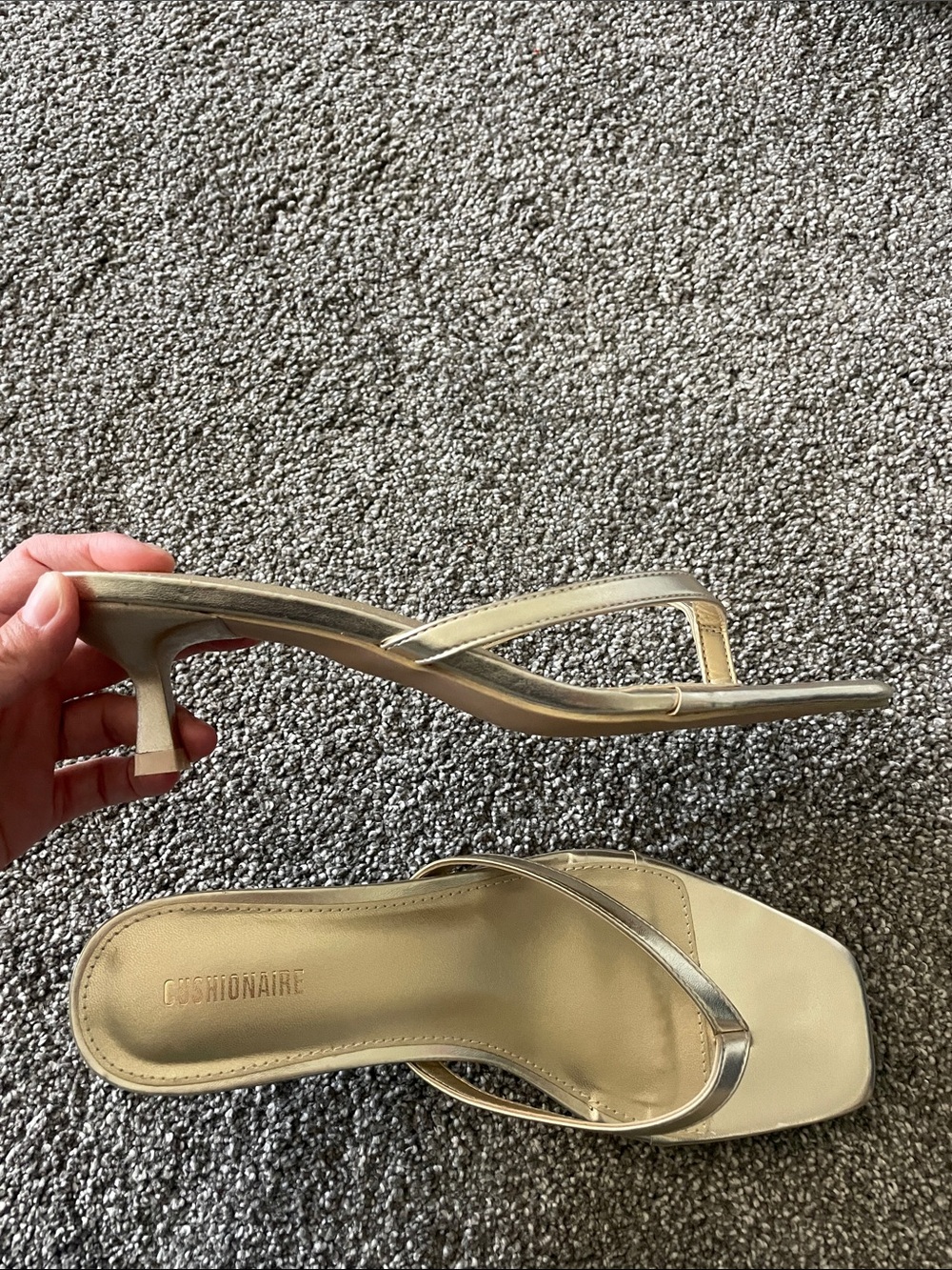 Women Gold flop flop kitten heels